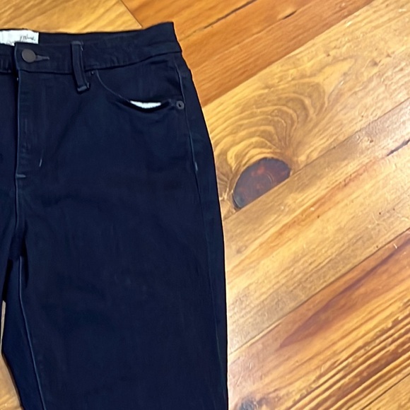 Universal Threads skinny jeans - Picture 3 of 7